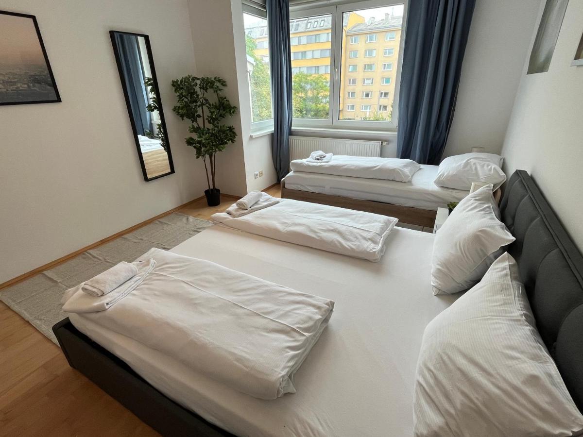 Apartamento Cool Schonbrunn Apt 2Br Viena Exterior foto
