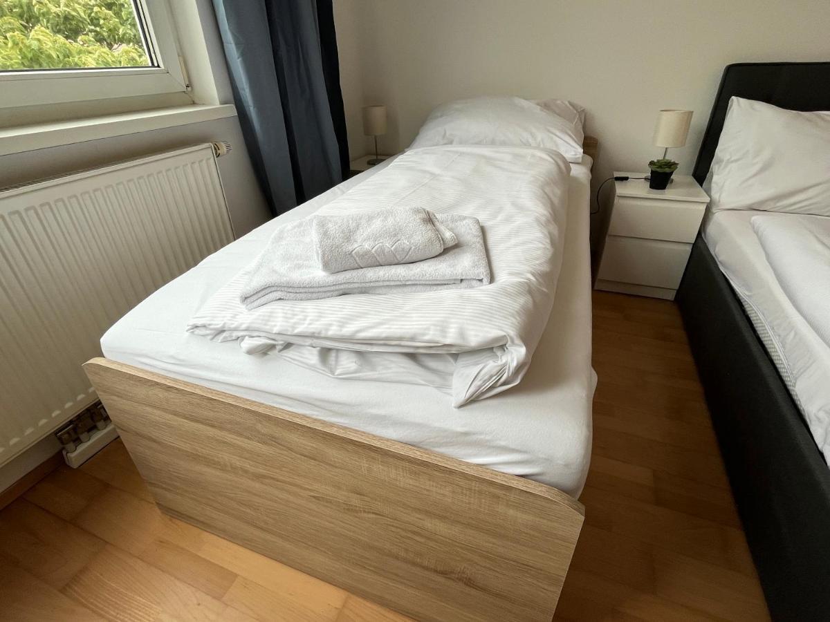 Apartamento Cool Schonbrunn Apt 2Br Viena Exterior foto