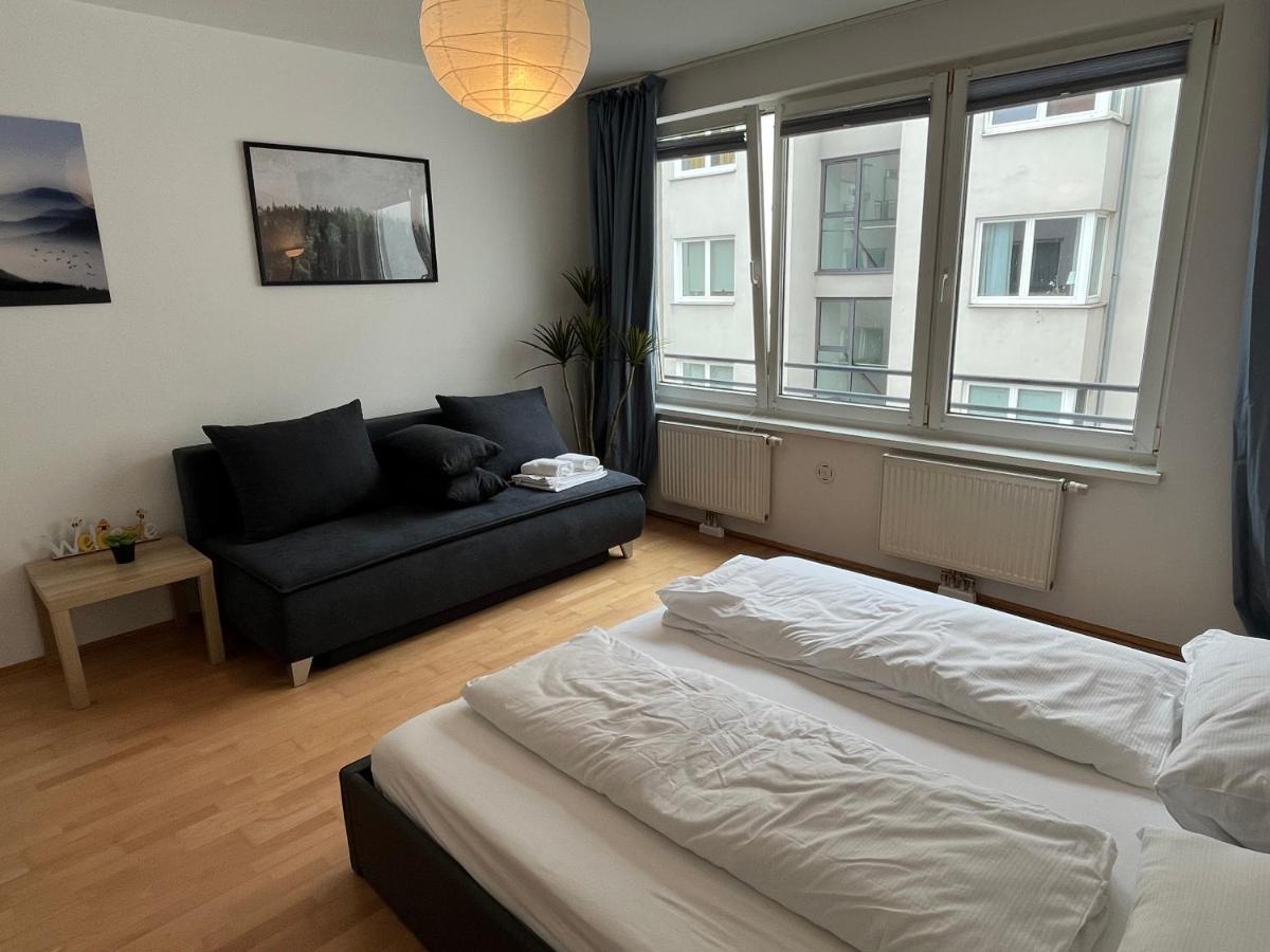 Apartamento Cool Schonbrunn Apt 2Br Viena Exterior foto