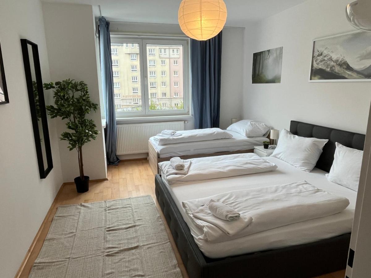 Apartamento Cool Schonbrunn Apt 2Br Viena Exterior foto