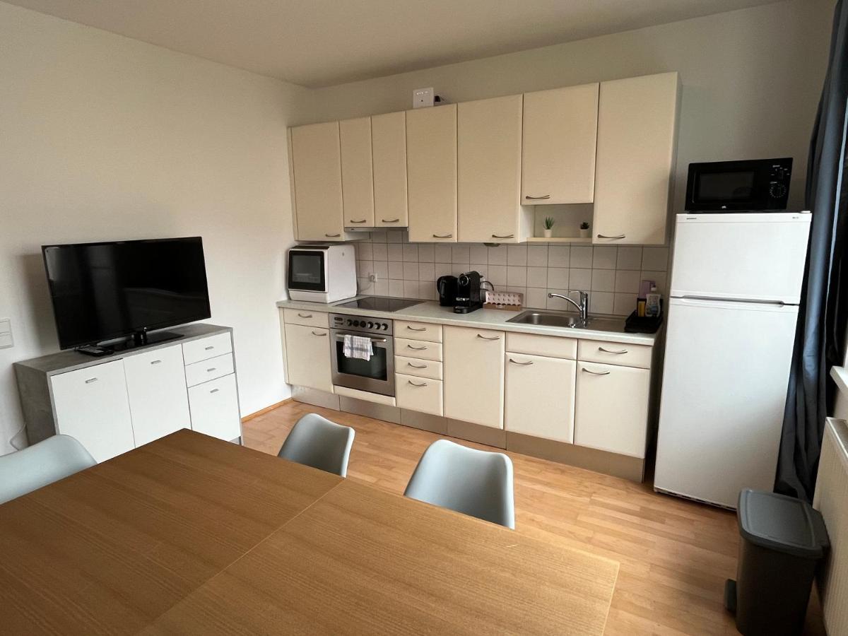 Apartamento Cool Schonbrunn Apt 2Br Viena Exterior foto